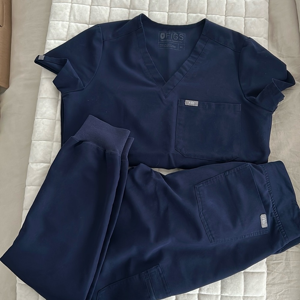 5 Sets Of Figs Scrubs Size Xs - image 1